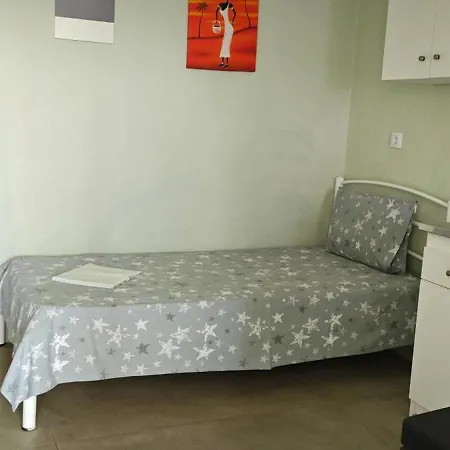 Garlis Apartment Psakoudia