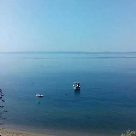 Apartment Garlis Psakoudia