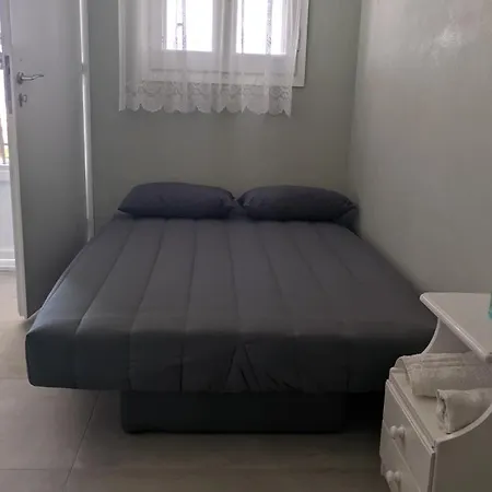 Garlis Псакудия